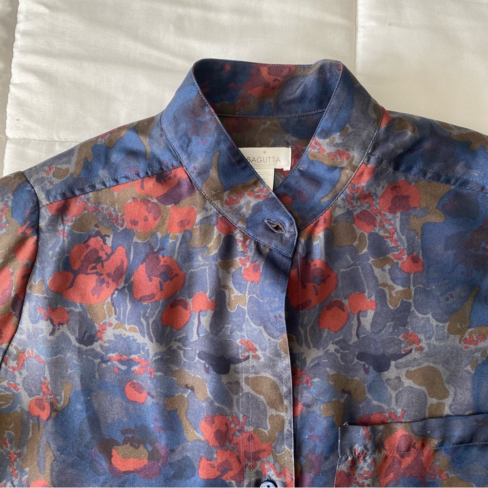 Bagutta Pure Silk Dark Floral Button Down Blouse - Picture 3 of 7